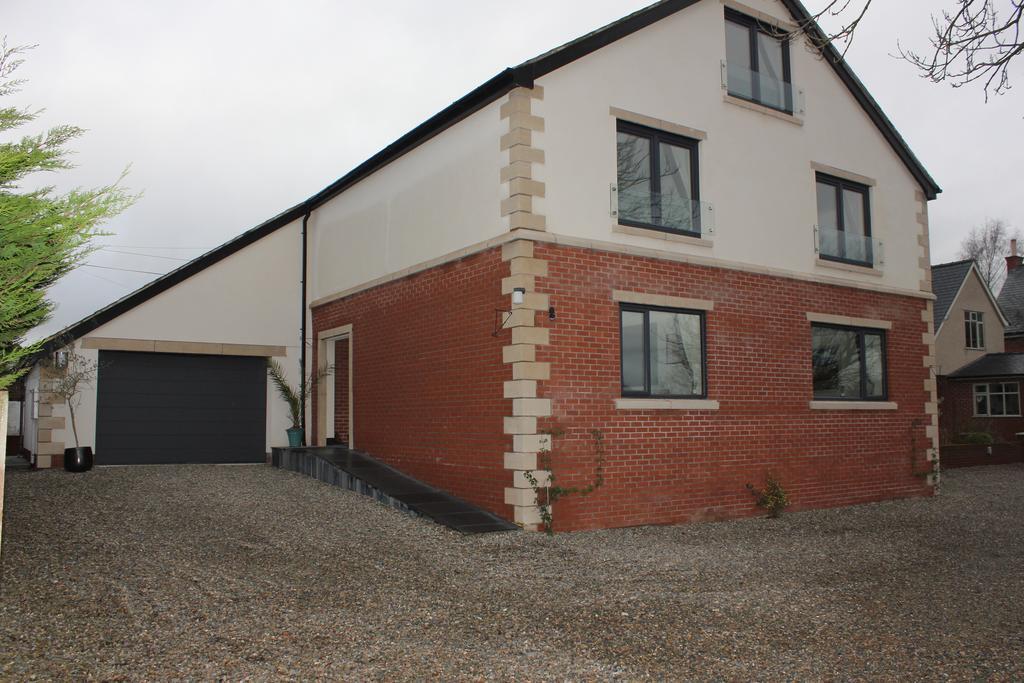 Fifty One And A Half Boutique B&B Clitheroe Exterior photo